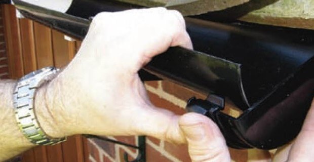 Do I Need A Fascia Bracket On Either Side Of A Fitting?
