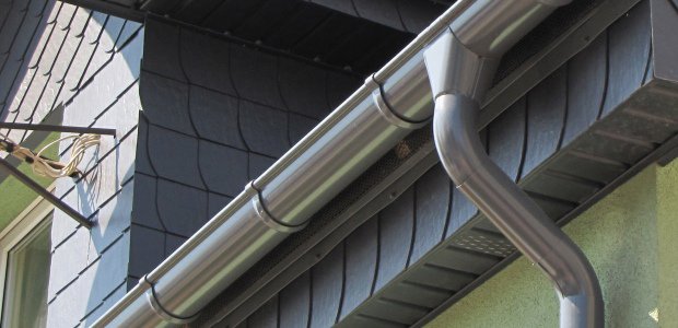 Xtraflo Gutter - How To Make A Swan Neck (Video)